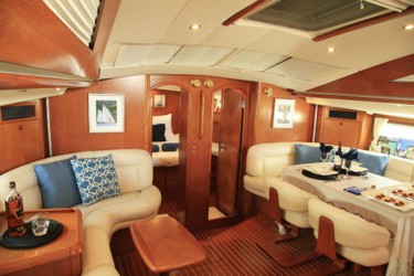 saloon2_720x480