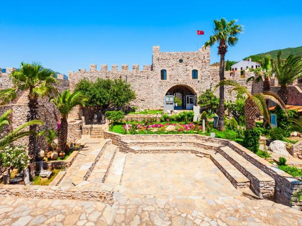 Marmaris castle. Sailing holidays in Turkey.