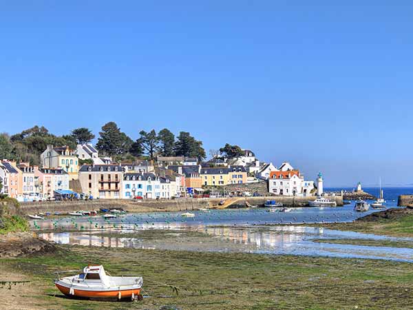 Colorful seaport of Sauzon in low tide hours . Belle ile en mer , Brittany , France