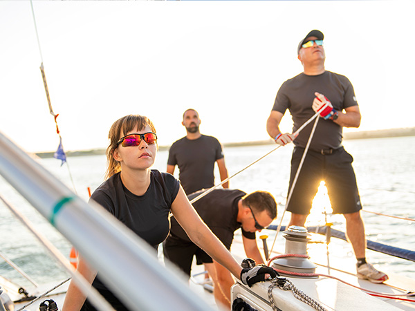 Team athletes Yacht training for the competition