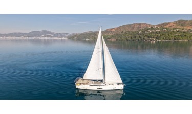 Bavaria C45 Style