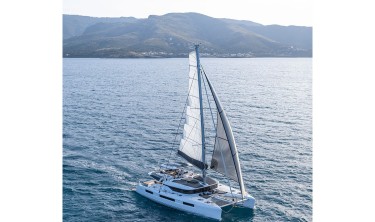 Lagoon 51